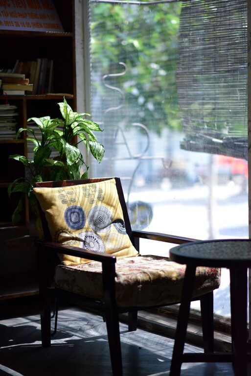 How to Create a Cosy and Inviting Reading Nook at Home